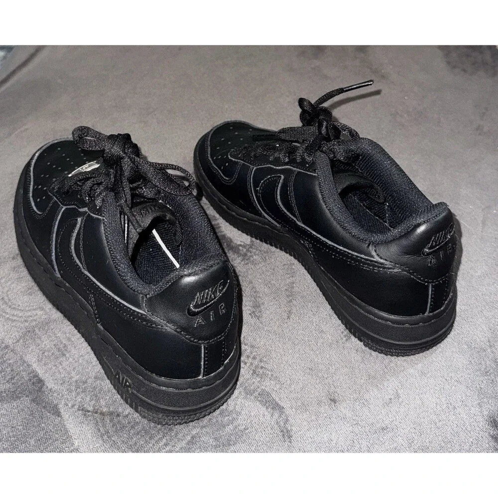 NIKE Air Force 1 LE (GS) Triple Black Shoes FV5951-001 Size 3 Youth NEW